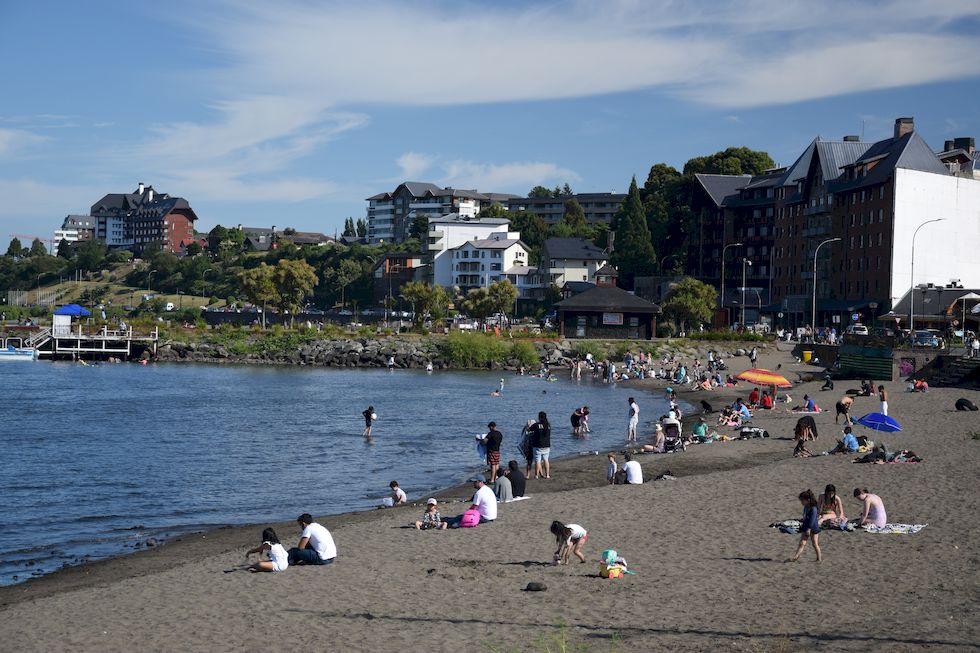 v097ap-0935-1-Puerto-Varas-Costanera-Strand-18-12-m.jpg