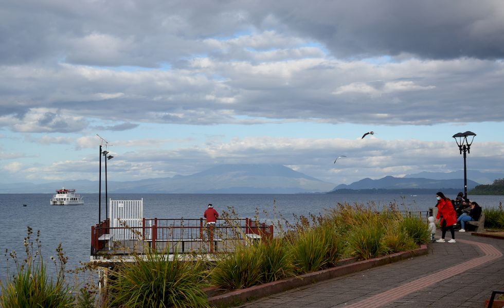 v119ap-1116-1-Puerto-Varas-Mole-30-12-m.jpg