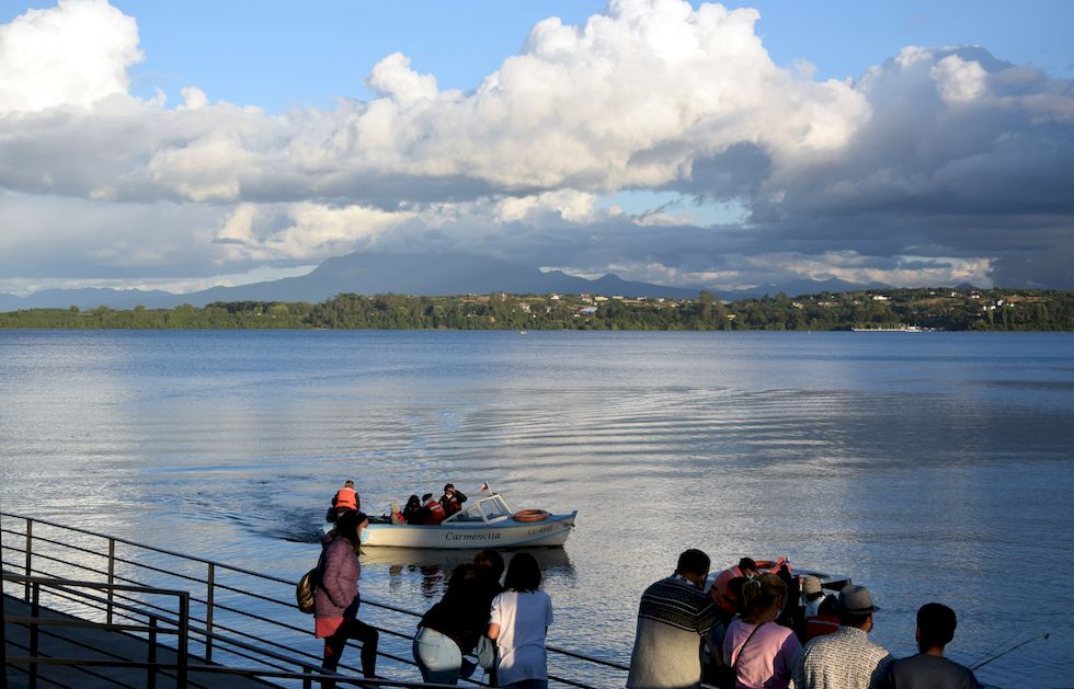 w026ap-0248-1-Puerto-Varas-Mole-Ausflugsboote-16-1-m.jpg