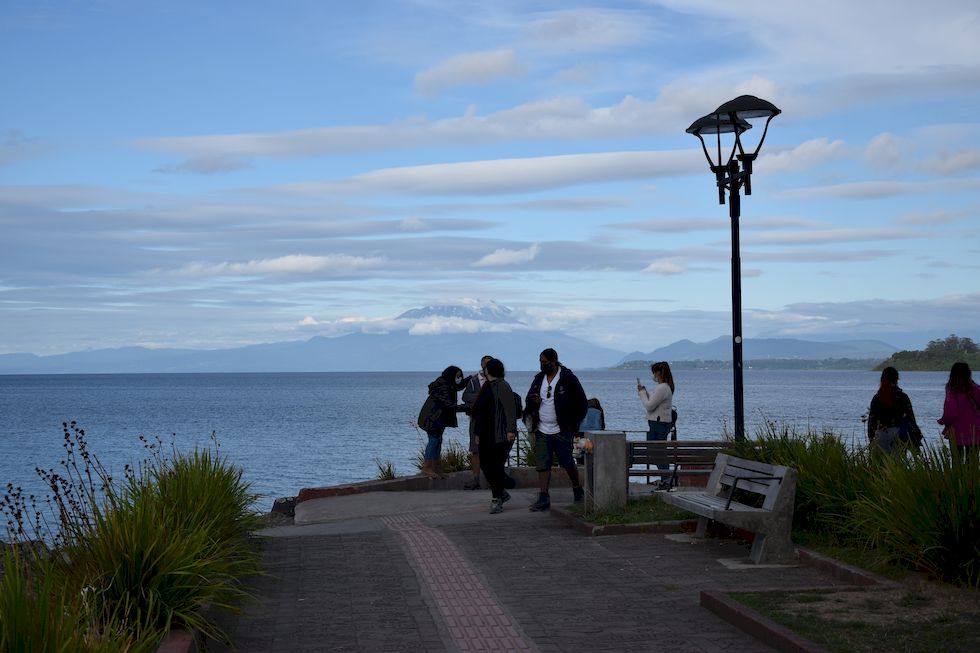 w059ap-0411-1-Puerto-Varas-Mole-1-2-m.jpg