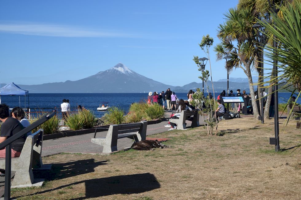 w082ap-0521-1-Puerto-Varas-Mole-16-2-m.jpg