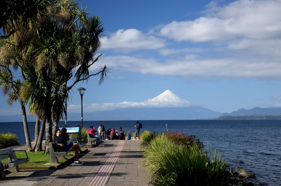 x050ap-0979-1-Puerto-Varas-Mole-30-3-m.jpg