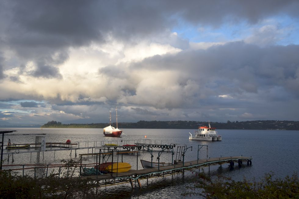 y001ap-0192-1-Puerto-Varas-Lago-Llanquihue-Boote-1-5-m.jpg