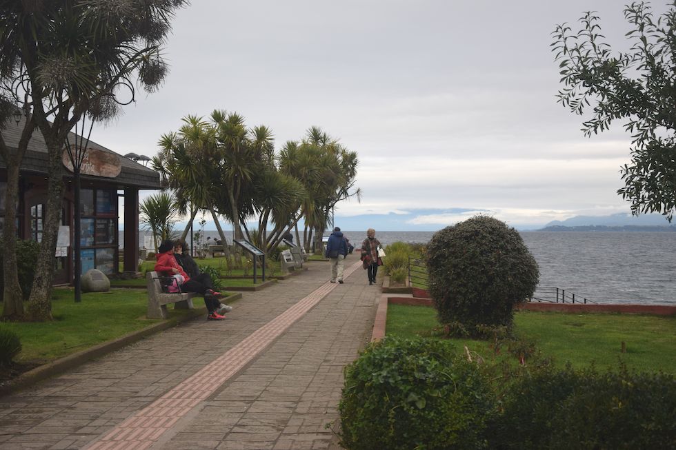 y006ap-0226-1-Puerto-Varas-Mole-3-5-m.jpg