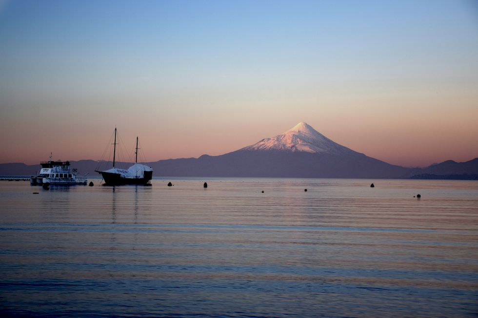 y025ap-0307-1-Puerto-Varas-Lago-Llanquihue-Boote-16-5-m.jpg