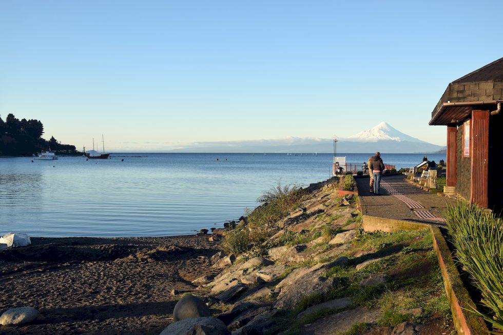 y039ap-0358-1-Puerto-Varas-Mole-25-5-m.jpg