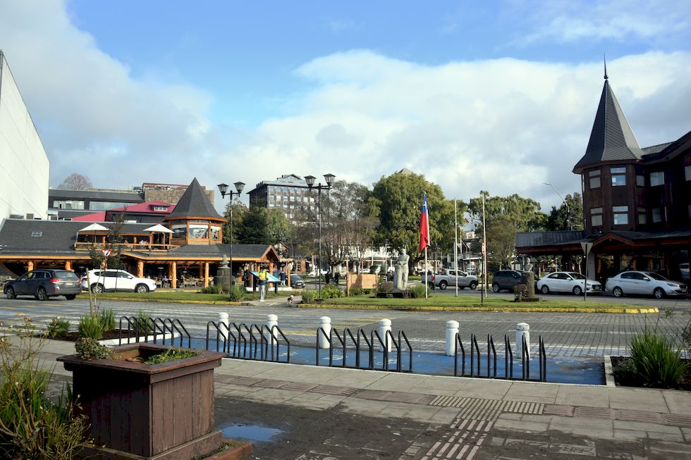 y052ap-0430-1-Puerto-Varas-Plaza-4-6-m.jpg