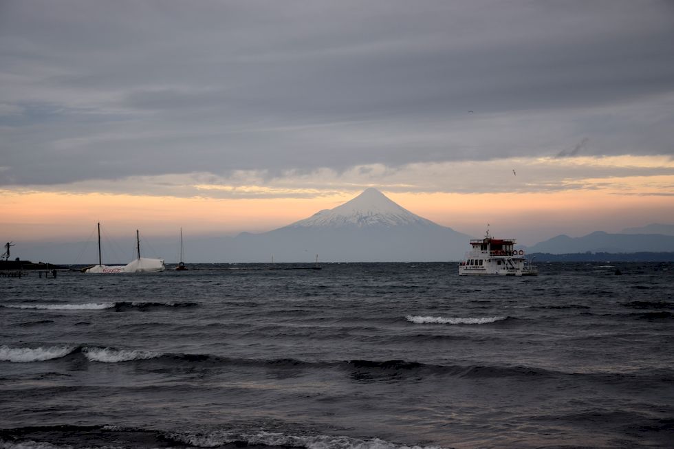 y065ap-0489-1-Puerto-Varas-Osorno-im-Abendlicht-12-6-m.jpg