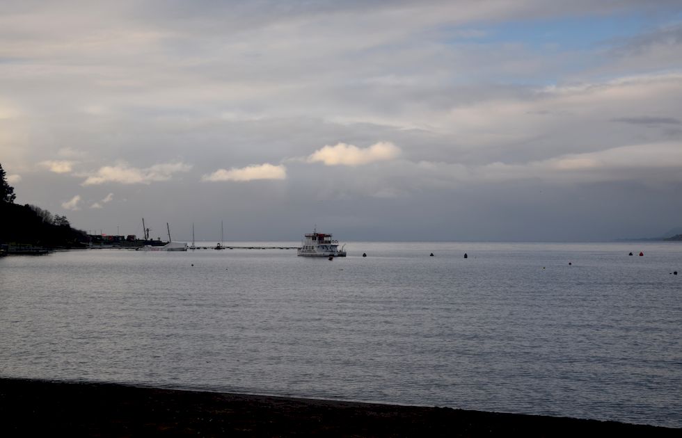 y073ap-0530-1-Puerto-Varas-Lago-Llanquihue-17-6-m.jpg