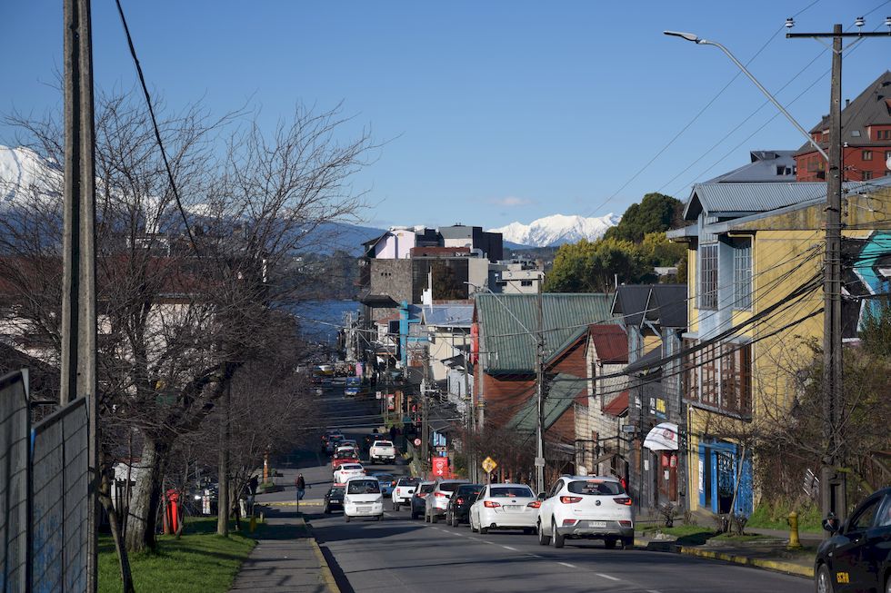 z026ap-0721-1-Puerto-Varas-Street-15-7-m.jpg