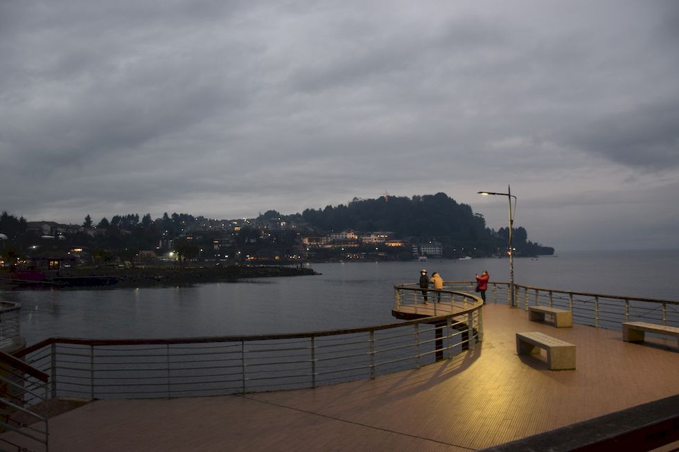 z055ap-0864-1-Puerto-Varas-Mirador-Circular-Abend-4-8-m.jpg