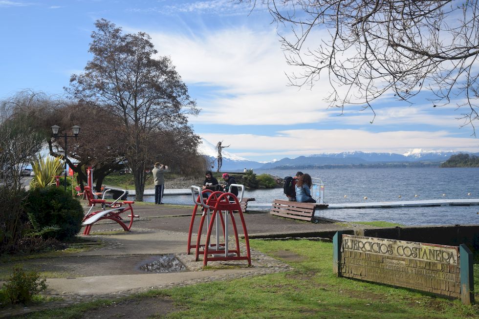 z078ap-0963-1-Puerto-Varas-Costanera-Plaza-Licarayen-19-8-m.jpg