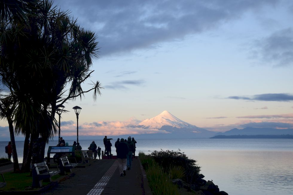 A012ap-0102-1-Puerto-Varas-Mole-9-9-m.jpg