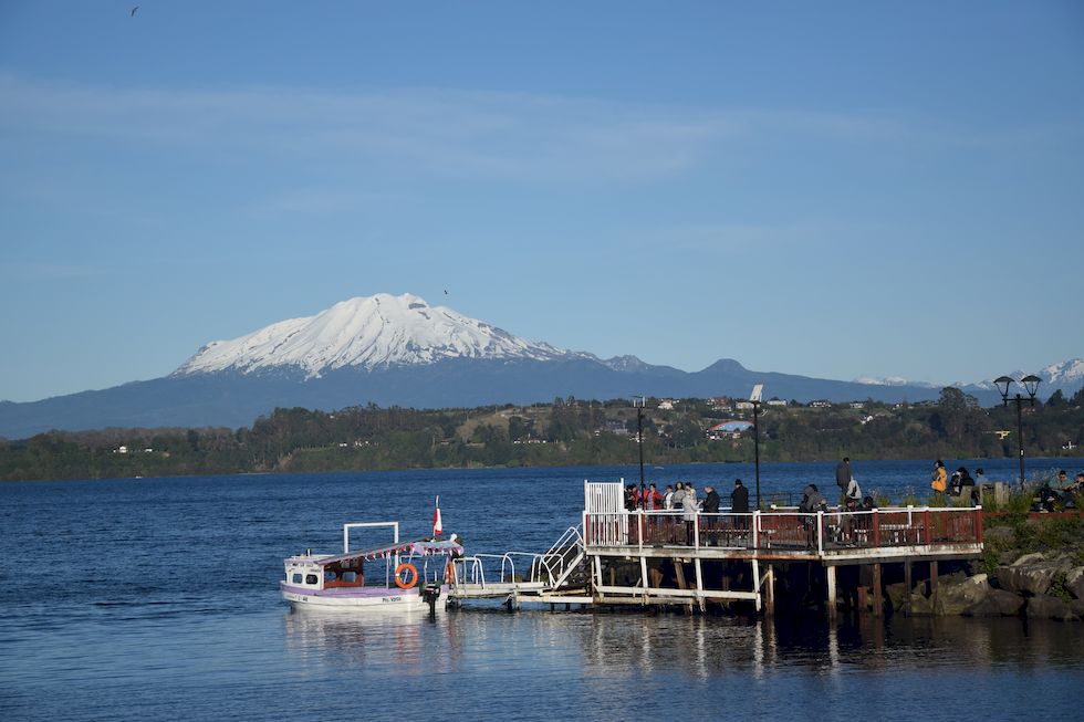 A073ap-0387-1-Puerto-Varas-Mole-14-10-m.jpg