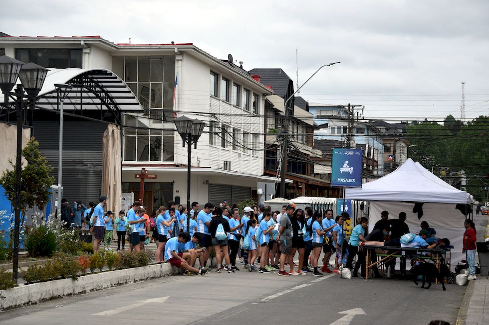 B013ap-0738-1-Puerto-Varas-Medio-Maraton-6-11-m.jpg