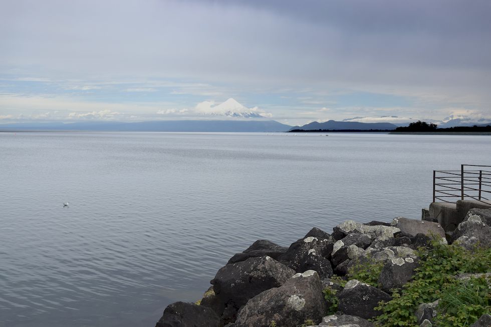 B017ap-0795-1-Puerto-Varas-Mole-Osorno-8-11-m.jpg