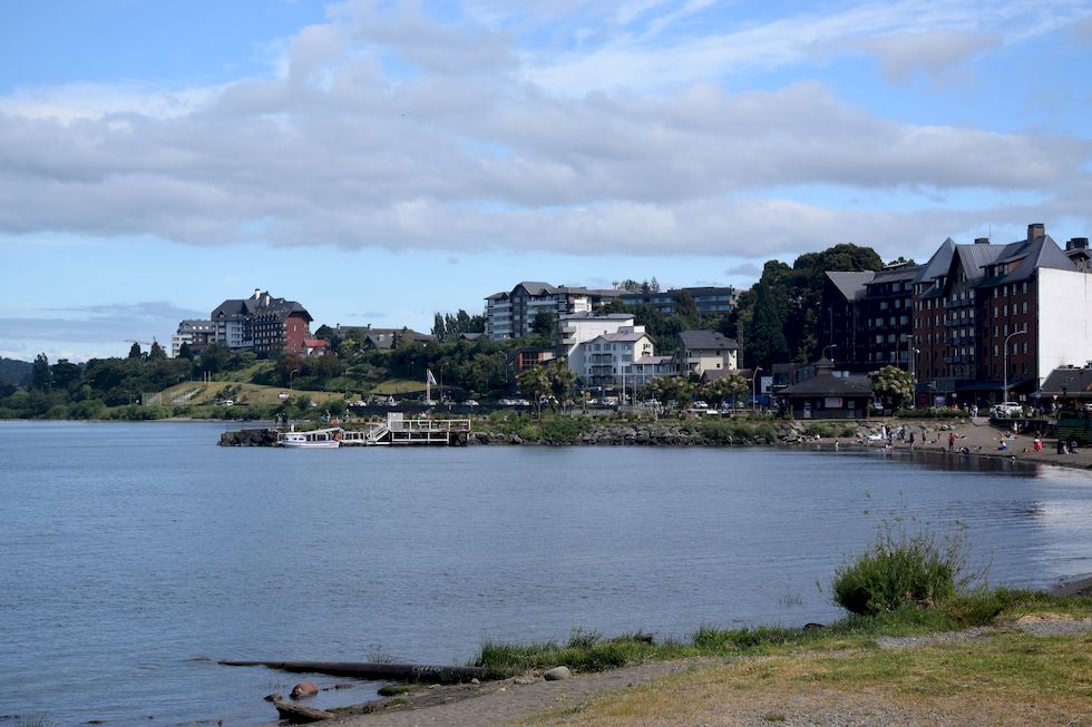 B049ap-0917-1-Puerto-Varas-Mole-Costanera-28-11-m.jpg