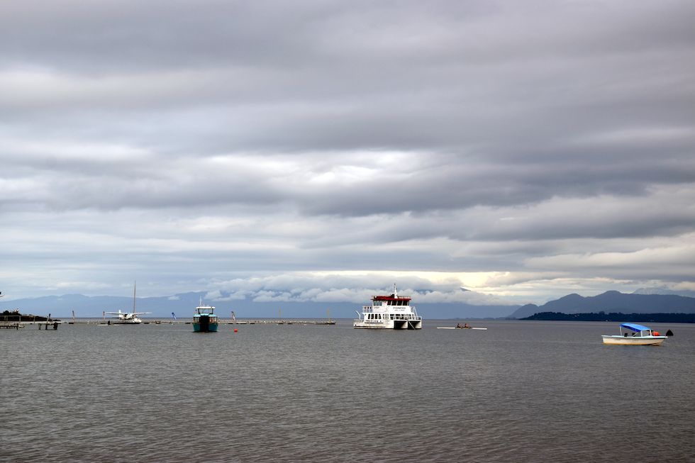 B074ap-1024-1-Puerto-Varas-Lago-Llanquihue-13-12-m.jpg