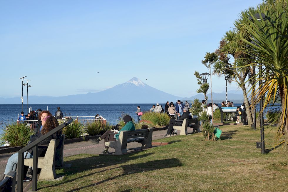 C093-0541-1-Puerto-Varas-Mole-16-2-m.jpg