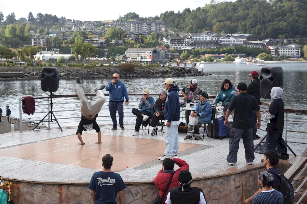 C110-0617-1-Puerto-Varas-Mirador-Circular-Musik-25-2-m.jpg