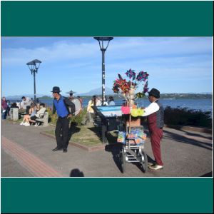 Puerto Varas, Chinchineros an der Mole, 1.2.23