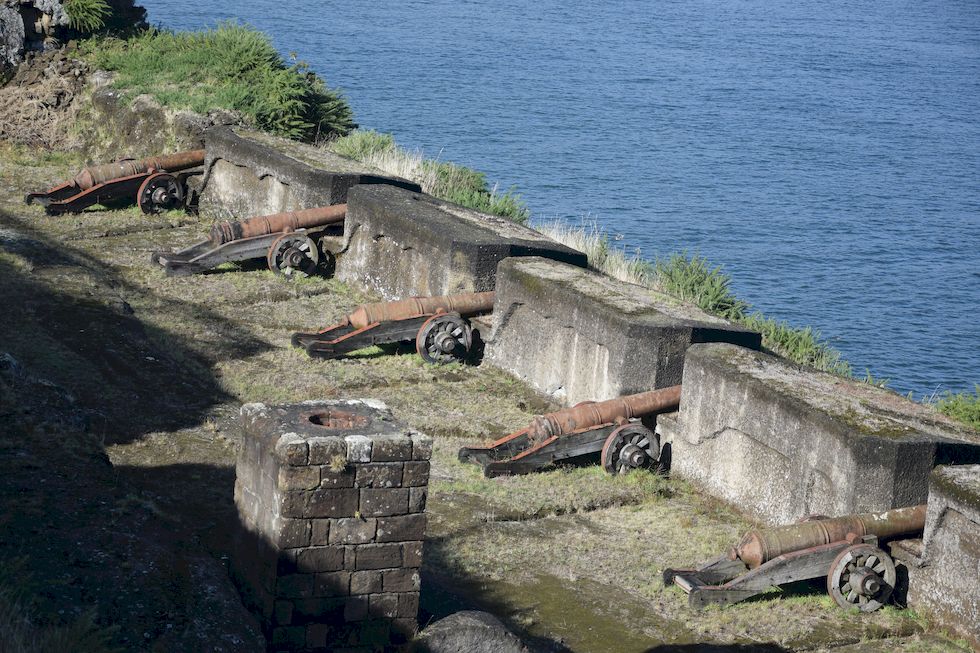 D064-0967-1-Valdivia-Fort-Niebla-29-3-m.jpg