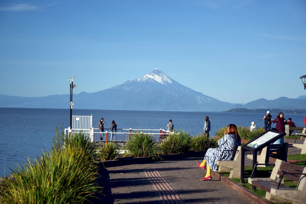 D077ap-1045-1-Puerto-Varas-Mole-4-4-m.jpg