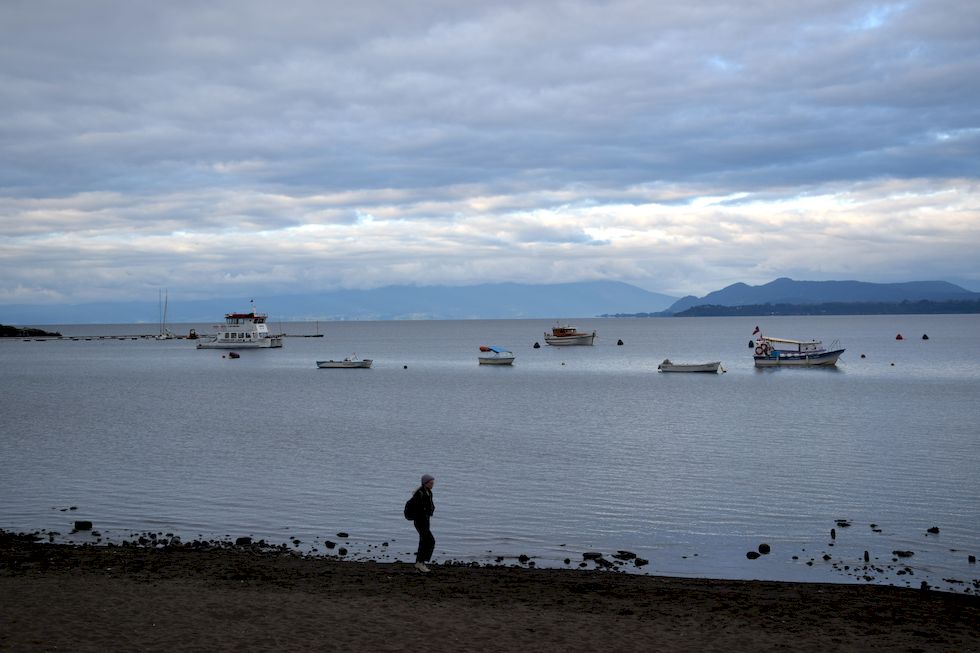 D098ap-1122-1-Puerto-Varas-Lago-Llanquihue-Boote-16-4-m.jpg