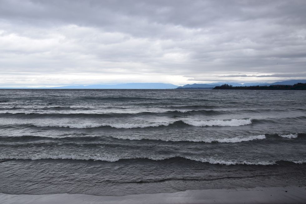 F044ap-797-1-Puerto-Varas-Lago-Llanquihue-28-7-m.jpg