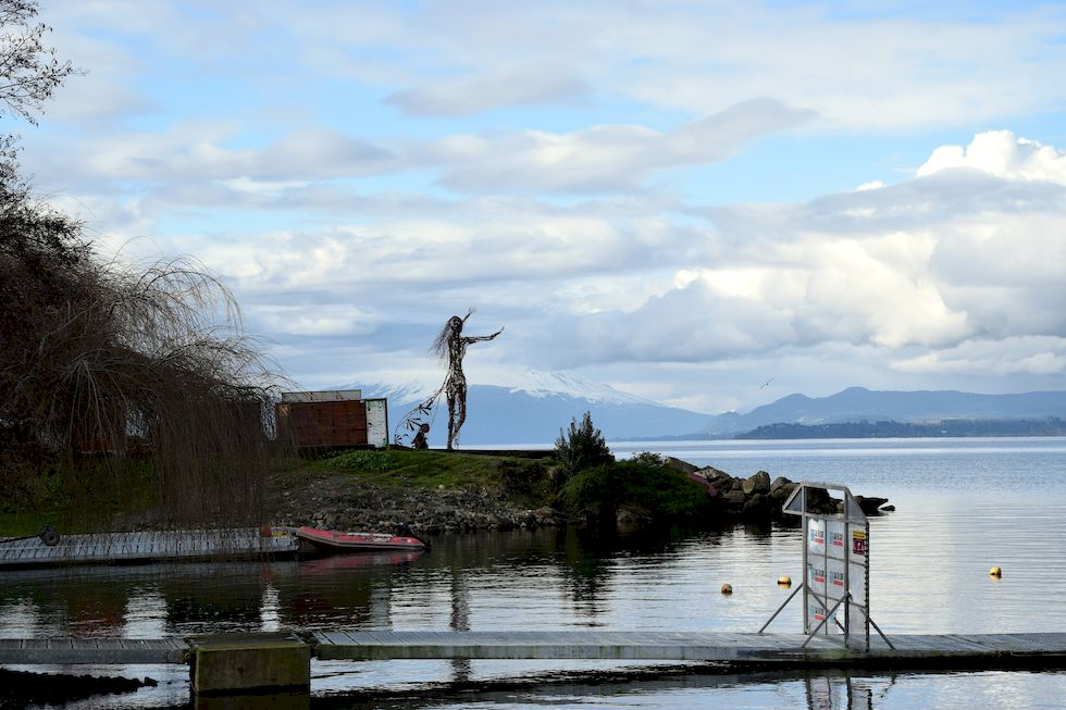 F107ap-1060-1-Puerto-Varas-Plaza-Licarayen-24-8-m.jpg