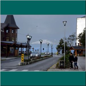 F037ap-775-1-Puerto-Varas-Plaza-23-7