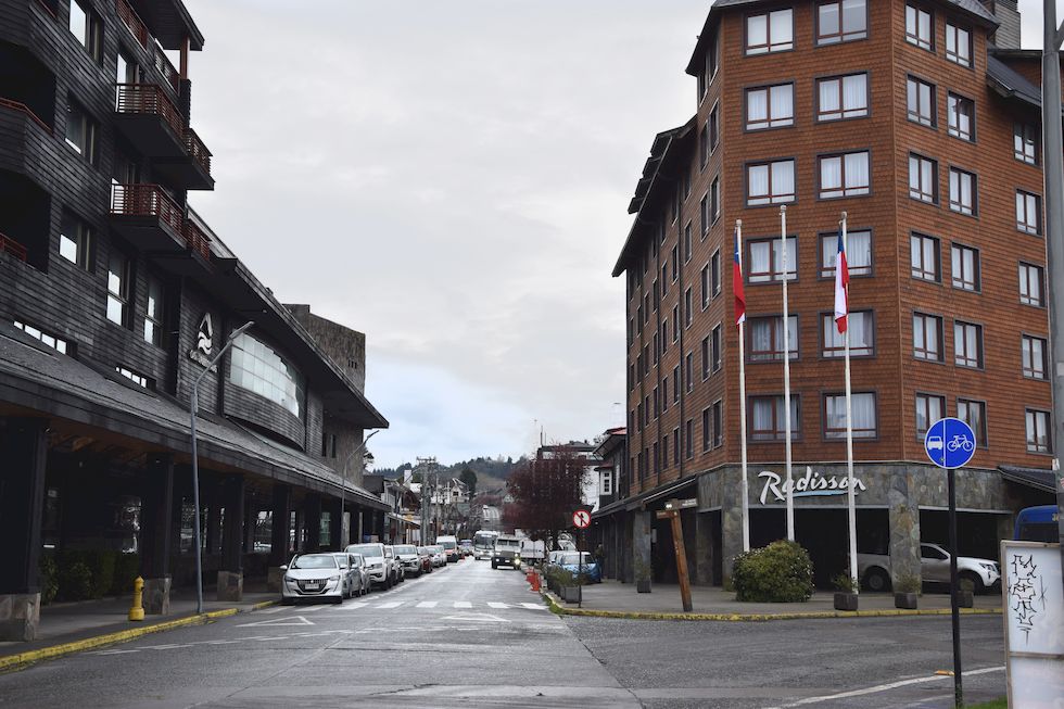 G012ap-0241-1-Puerto-Varas-Casino-und-Radisson-7-9-m.jpg