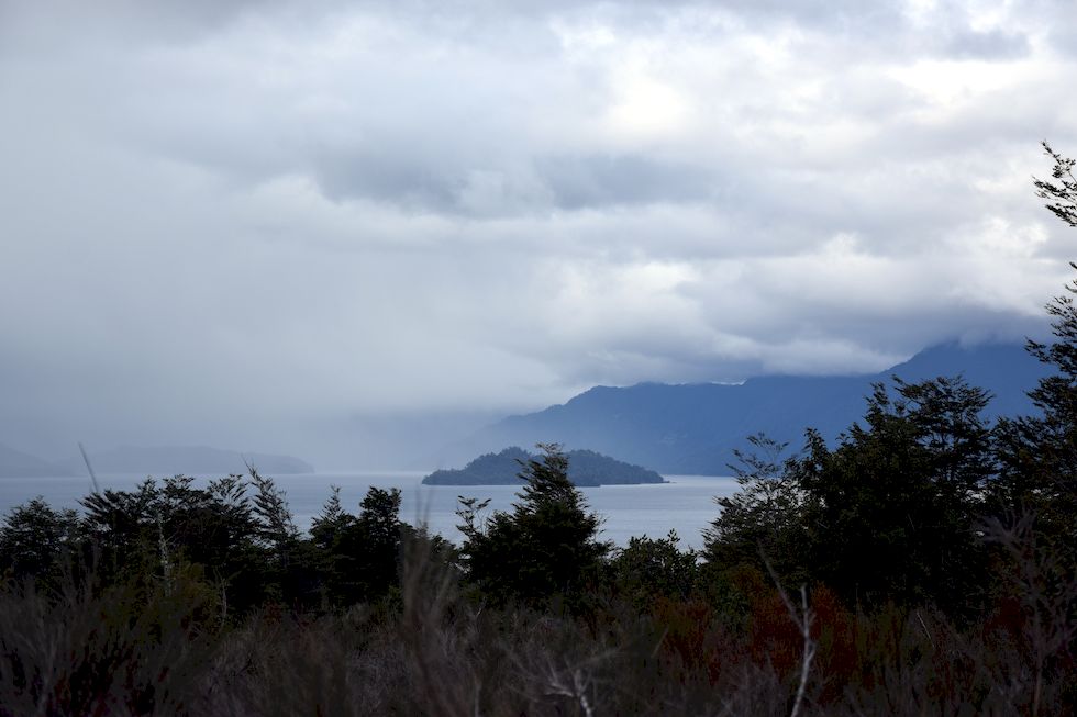 G035ap-0326-1-Puerto-Varas-Sendero-Paso-Desolacion-17-9-m.jpg