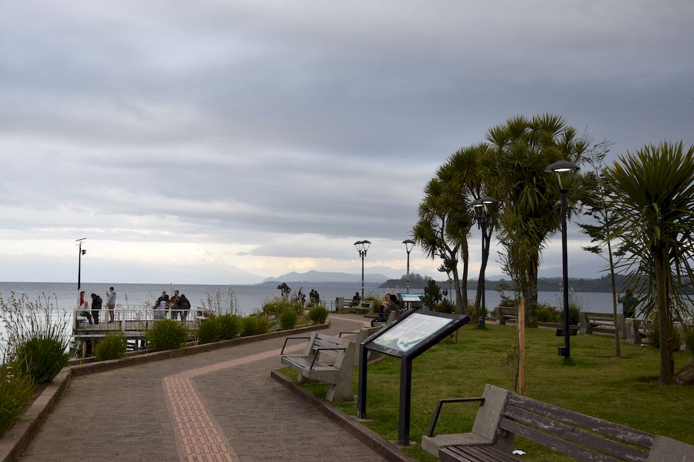 G141ap-0873-1-Puerto-Varas-Mole-18-10-m.jpg