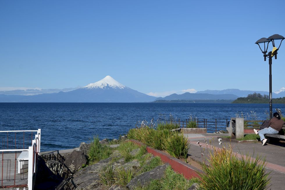 H065ap-0244-1-Puerto-Varas-Mole-5-12-m.jpg