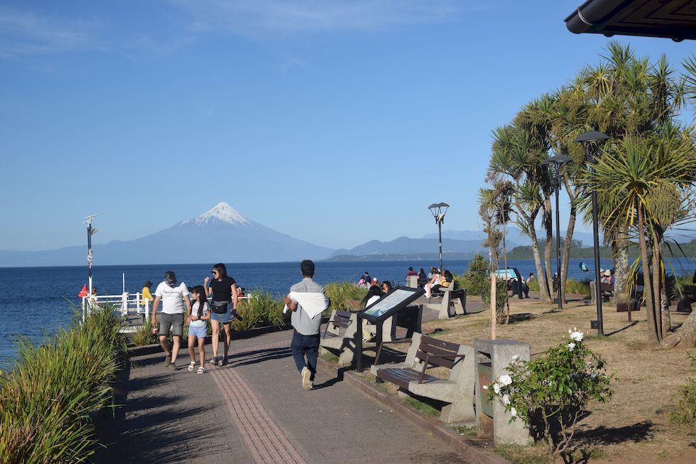 I088ap-1045-1-Puerto-Varas-Mole-14-2-m.jpg