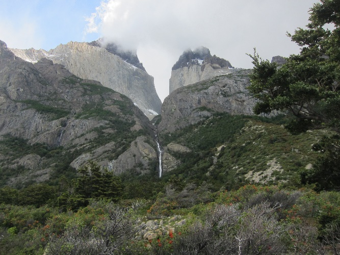 Torres del Paine, Weg zum Refugio Los Cuernos