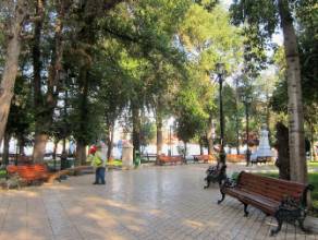 Plaza de Armas, Hauptplatz in Los Andes