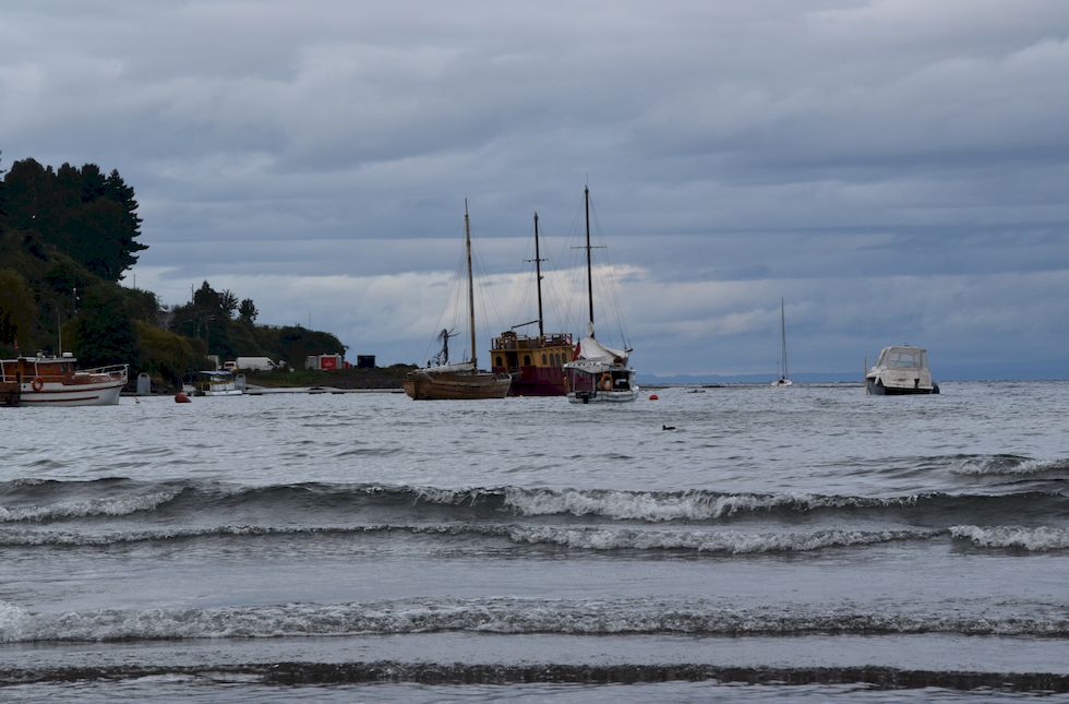 k62ap-0070-1-Lago-Llanquihue-Boote-12-3-m.jpg