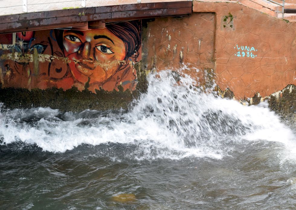 l98ap-0946-1-Costanera-Graffiti-21-6-m.jpg