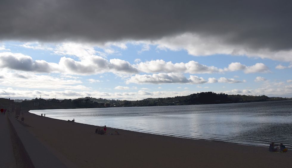 o16ap-0019-1-Lago-Llanquihue-Dunkle-Wolken-11-11-m.jpg