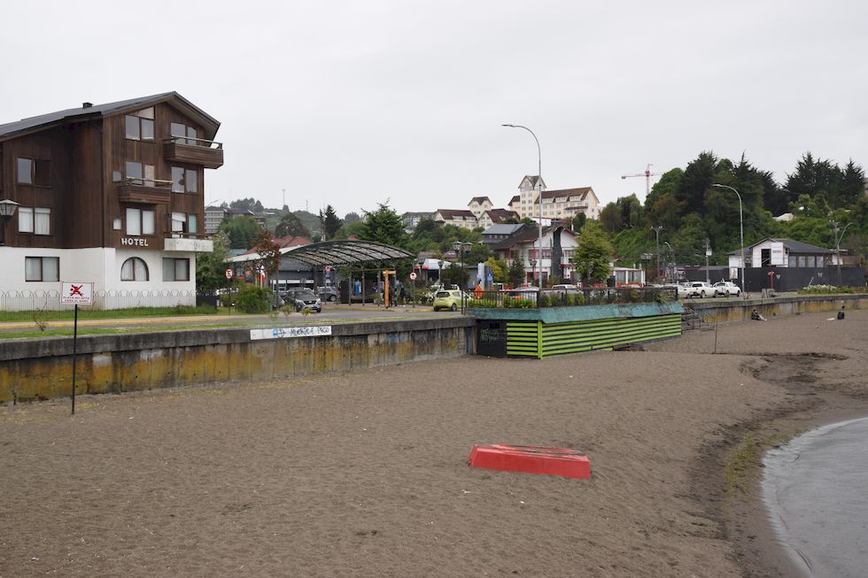 o49ap-0230-1-Puerto-Varas-Mole-1-12-m.jpg