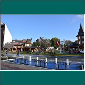 Plaza in Puerto Varas, 13.6.21