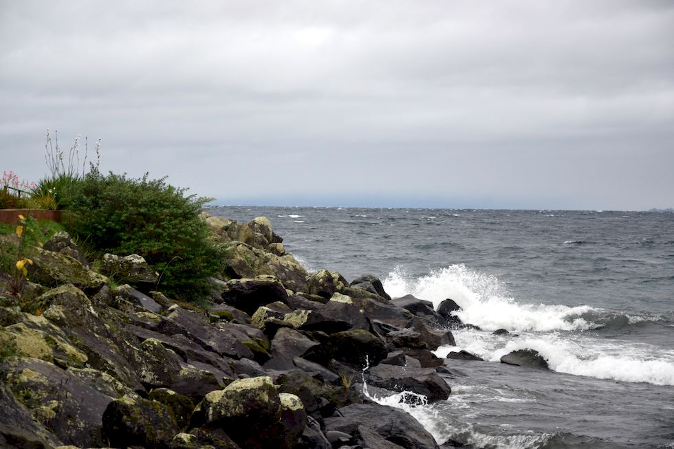 r50ap-0737-1-Puerto-Varas-Mole-Wind-2-6-m.jpg