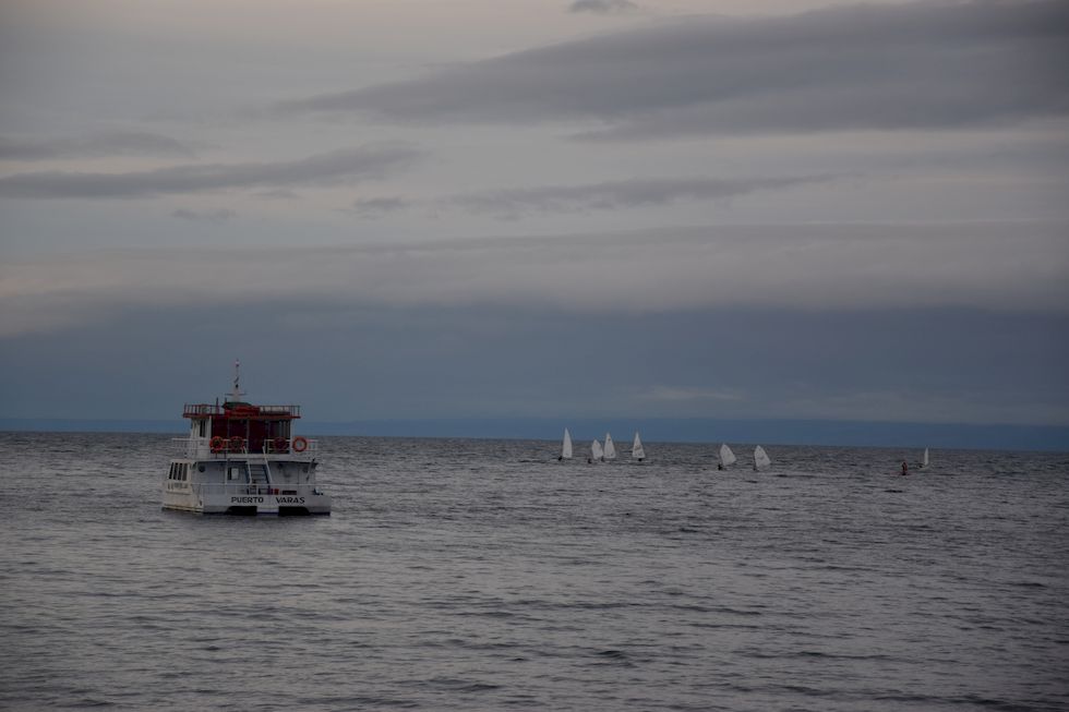 s32ap-0082-1-Lago-Llanquihue-Segelboote-21-7-m.jpg