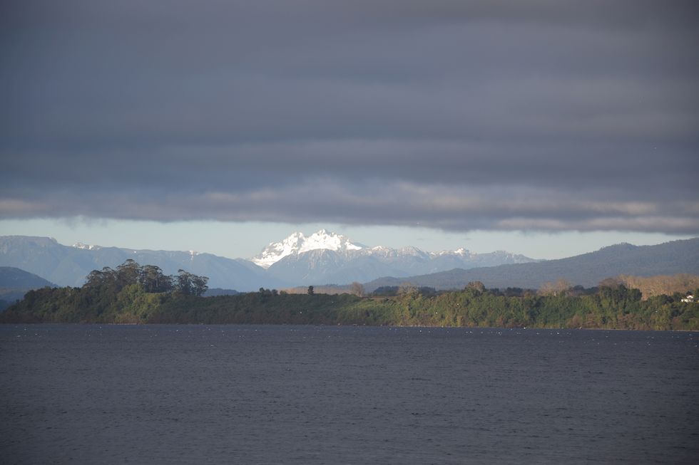 s58ap-0203-1-Lago-Llanquihue-Tronador-10-8-m.jpg