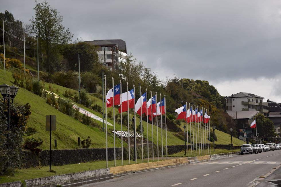 t29ap-0487-1-Costanera-Flaggen-17-9-m.jpg