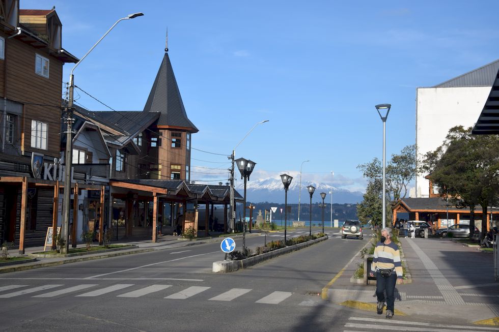 t45ap-0564-1-Puerto-Varas-Street-27-9-m.jpg