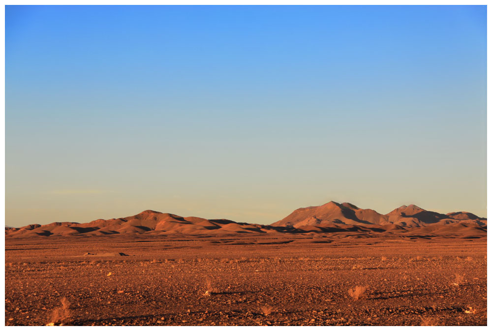 Steinwüste der Atacama in der Abendsonne