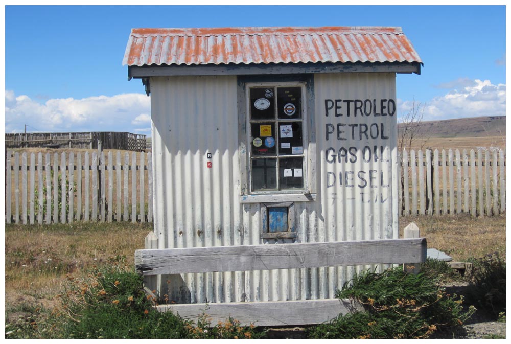 Cerro Castillo, Torres del Paine, Tankstelle